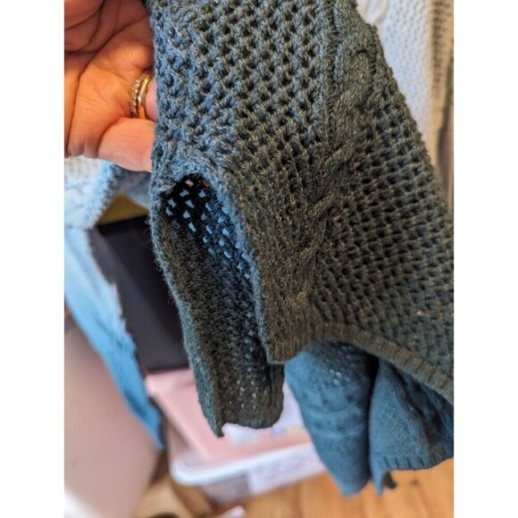 American Eagle Blue Ombre Cable Knit Sweater Size Large Pullover Crotched - Picture 5 of 15